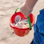 1.5 Liter Pail for Sand & Snow (assorted colors) - Image 2